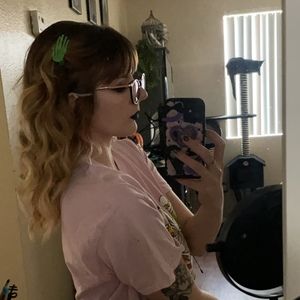 Meet your Posher, Abby